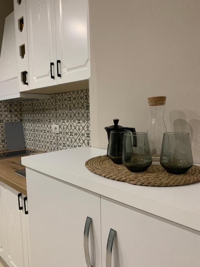 Girasole Apartments Влёра Экстерьер фото