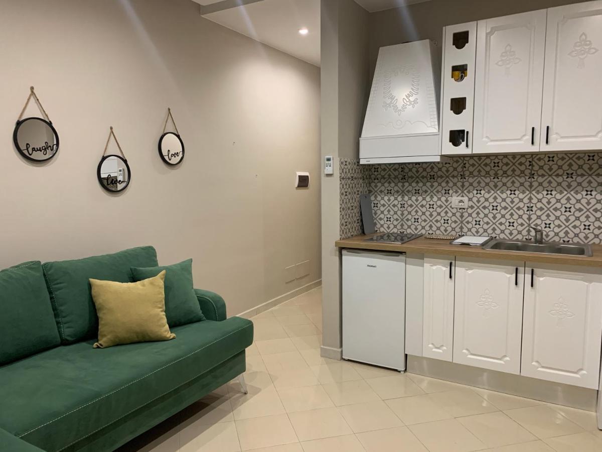 Girasole Apartments Влёра Экстерьер фото