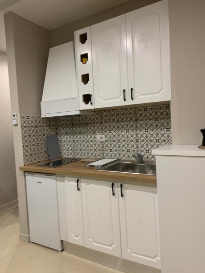 Girasole Apartments Влёра Экстерьер фото